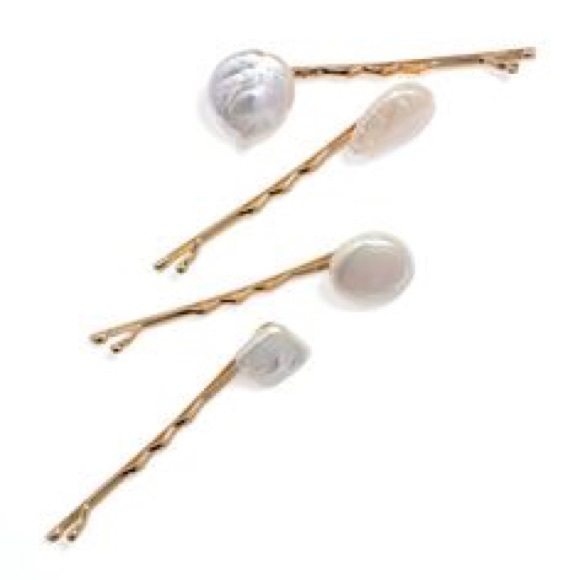 SOLD! All 3 Sets! Set of 4 “Mother of Pearl” Bobby-Pins - Picture 2 of 13